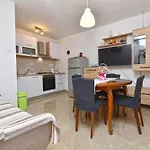 Vilma 2392 Apartamento Peruški