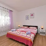 아파트 Vilma 2392 Peruški