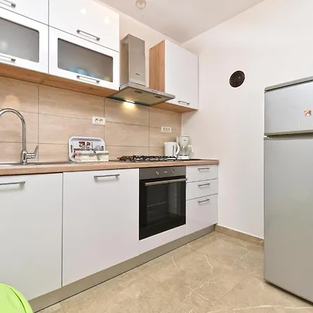 Vilma 2392 Apartamento Peruški
