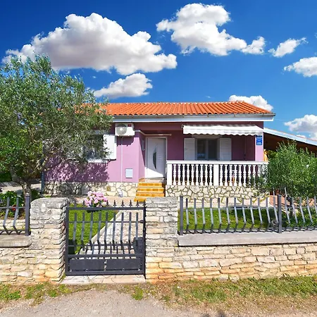 Apartment Vilma 2392 Peruski